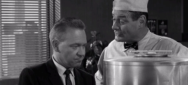 Illustration for article titled The Complete Twilight Zone Marathon Viewer's Guide